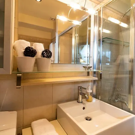 F & B Collection - Rotunda & Kamara View * Θεσσαλονίκη