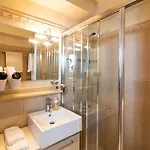 F & B Collection - Rotunda & Kamara View Apartment *