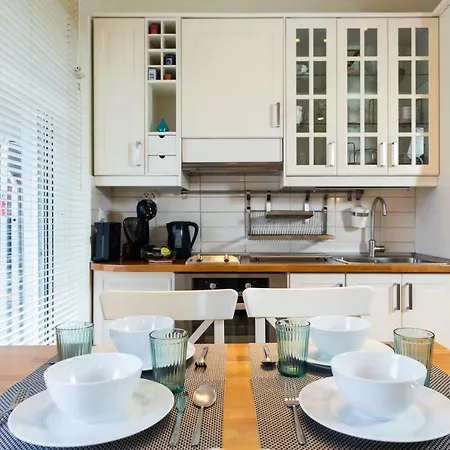 F & B Collection - Rotunda & Kamara View Apartment