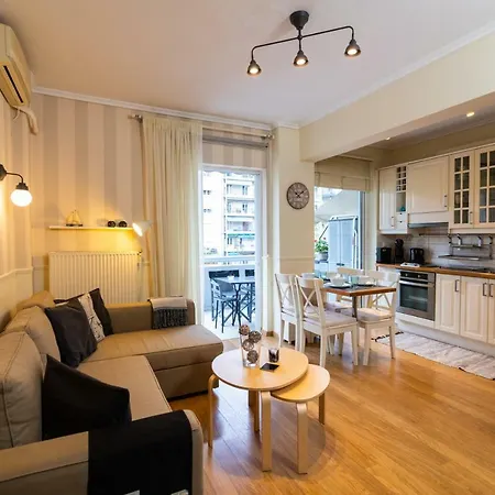 Apartment F & B Collection - Rotunda & Kamara View *